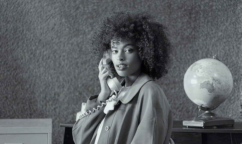 La X-S10 y Emmanuel Akinnitire van con la corriente